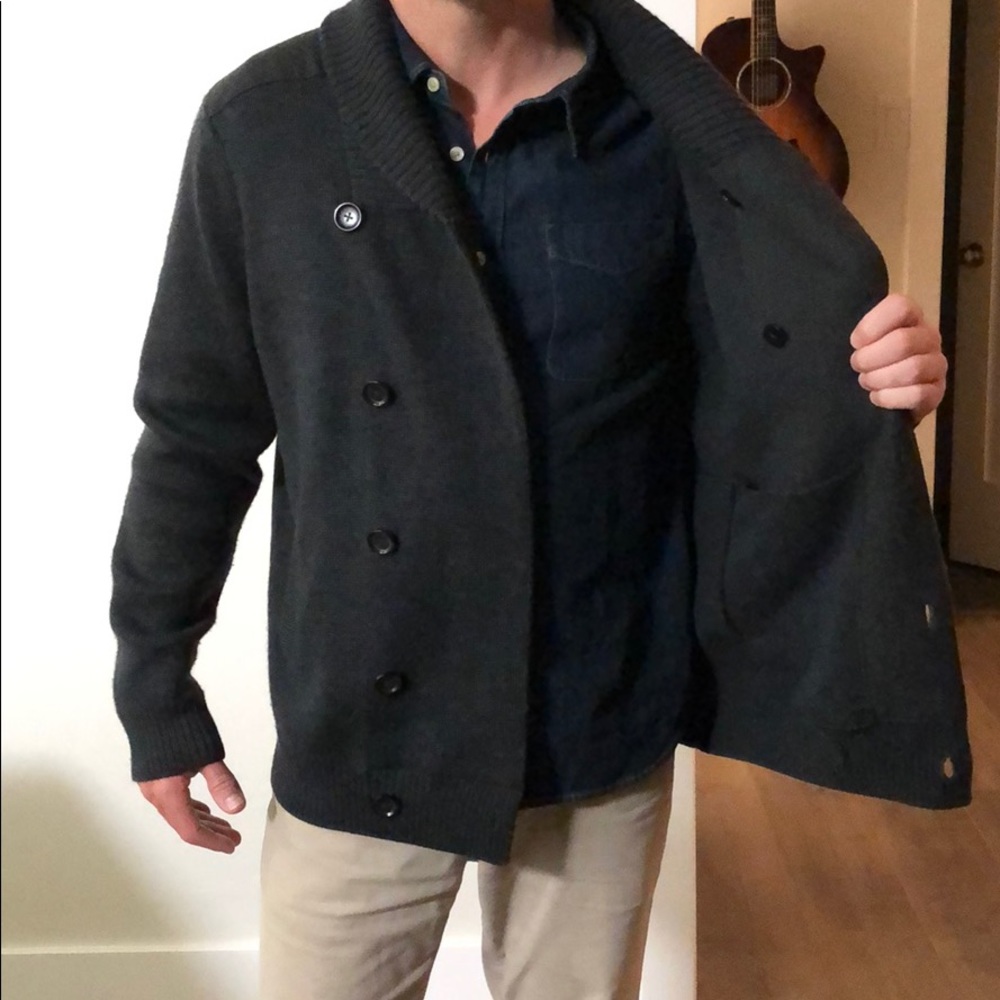 Vince shawl collar 100% wool cardigan. - Picture 3 of 4